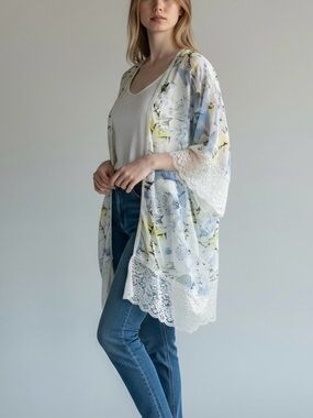 Boutique Tropical Floral Lace Trim Sheer Beach Cover/ Kimono One Size White/Blue